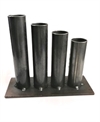 Tråd holder udført i rå jern. Rør måler højde mellem 14 - 20 cm. Ø ca. 4 cm. Leveres uden maling.